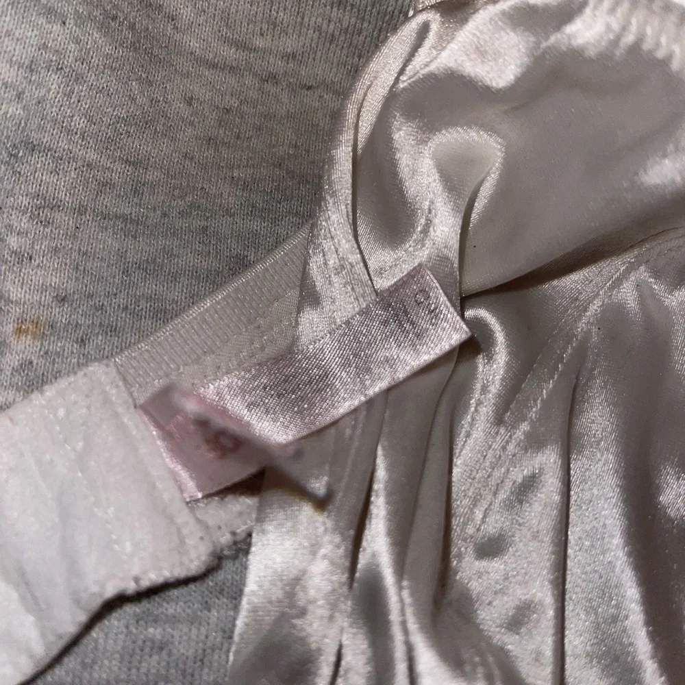 Second skin satin bra - Picture 5 of 5